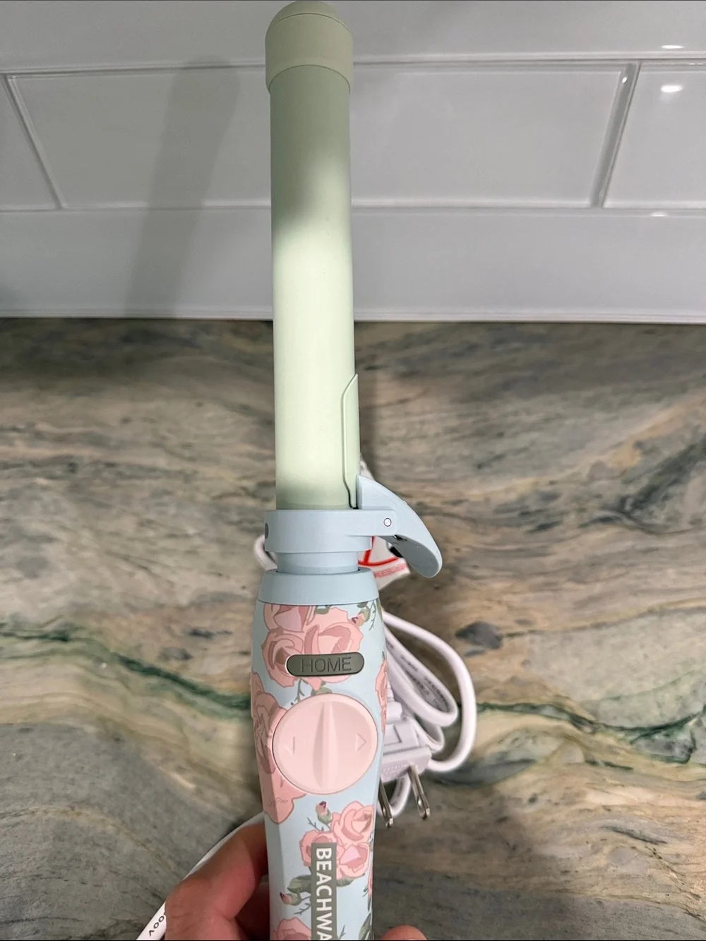 Floral Mint Pink Women’s Heat Protectant Curling Wand